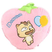 可爱靠垫给可爱宝宝装点幸福生活